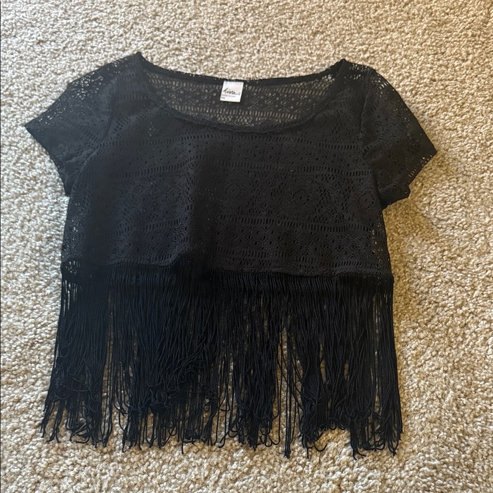 Kirra Brand: Women’s Black Lace Fringe Cropped Shirt Size XS